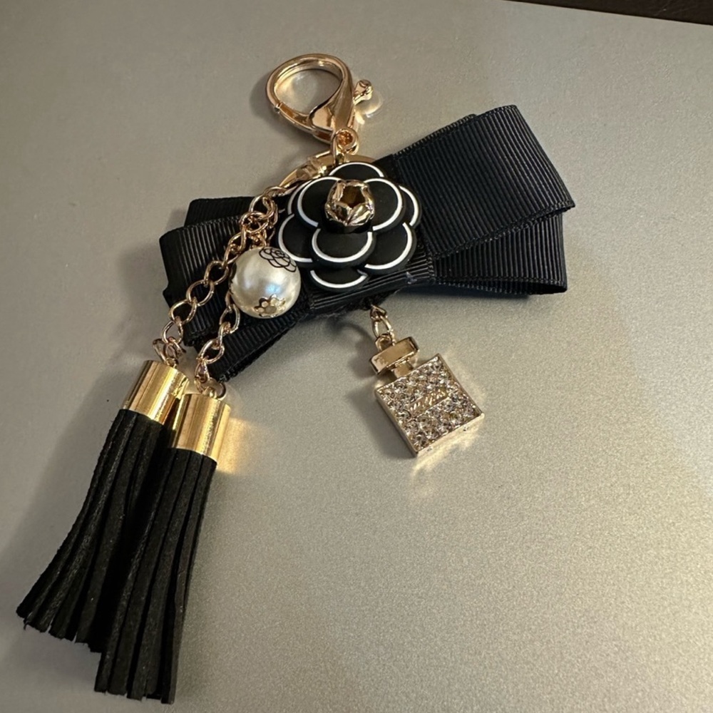 Charm new no box